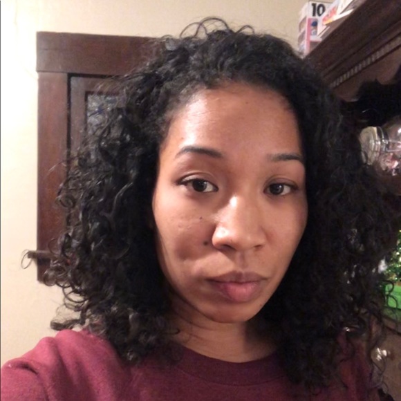 Meet your Posher, Charlene - Picture 1 of 1